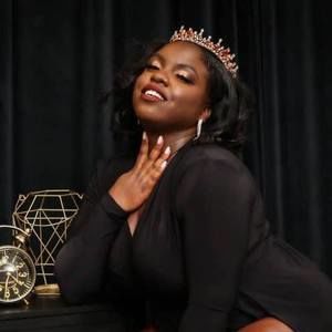 Meet your Posher, Khiara